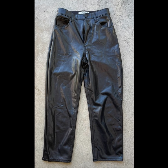 Abercrombie & Fitch The Ankle Straight Ultra High Rise vegan faux Leather Pants - Picture 6 of 7